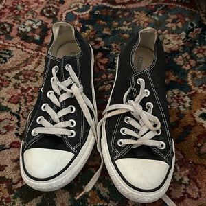 Black converse
